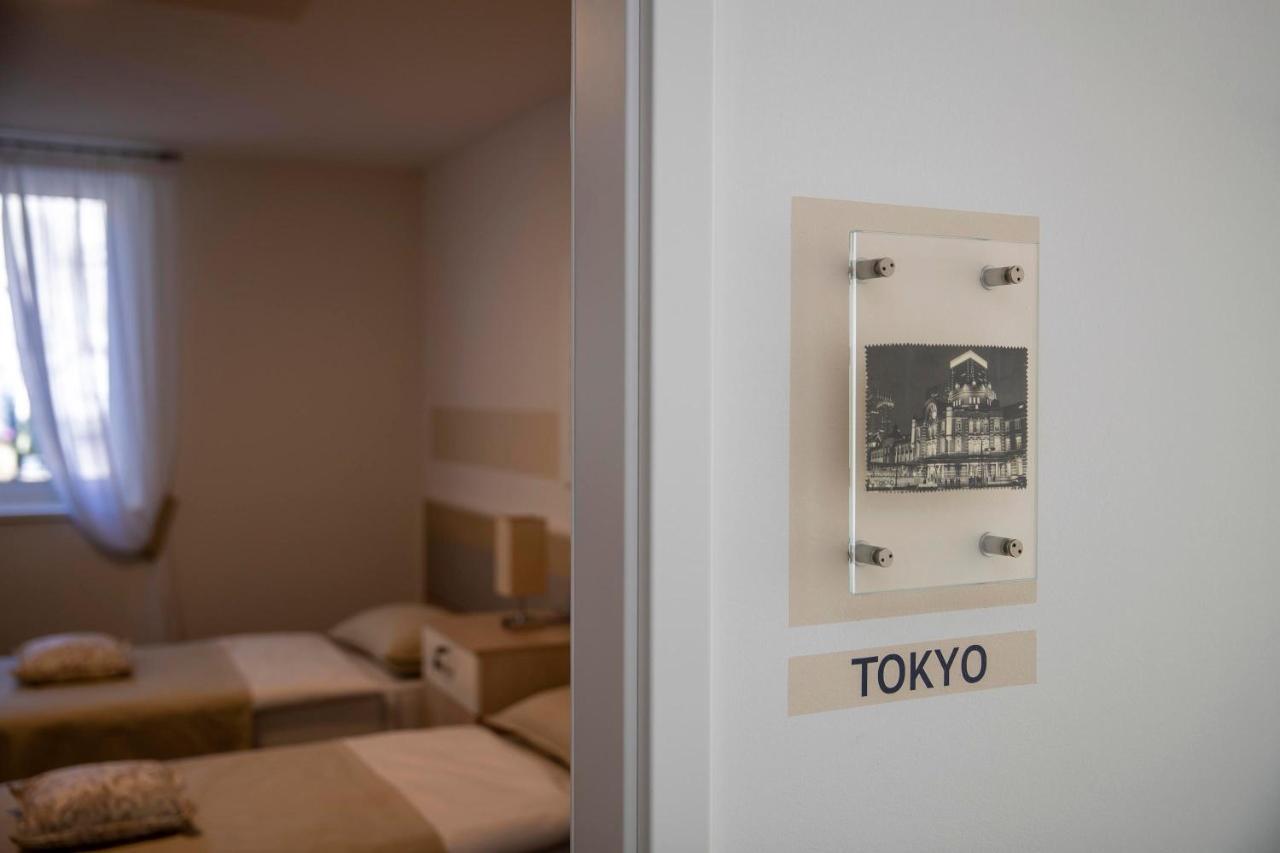 Albergo Ristorante Stazione Balerna ภายนอก รูปภาพ